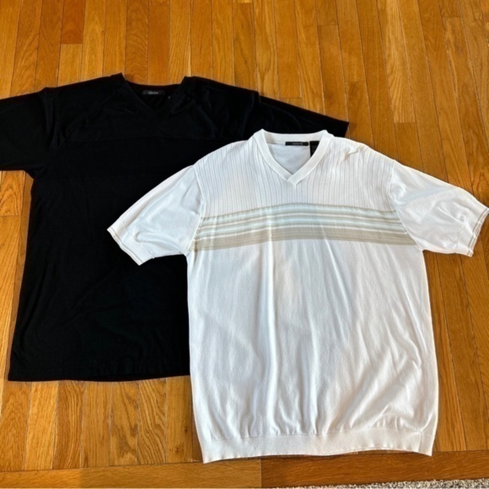 2 Claiborne Men’s Short Sleeve V-Neck Tops Shirts Size XL White & Black